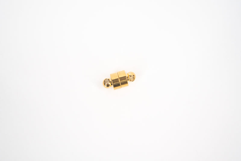 Load image into Gallery viewer, 5.5mm Magnetic Clasp - 18K Gold PVD Stainless Steel (Gold)
