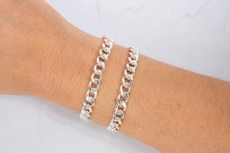 Load image into Gallery viewer, Permanent jewelry. Permanent jewelry supplies. Supplies. Chain. Charms. Curb chain. Curb
